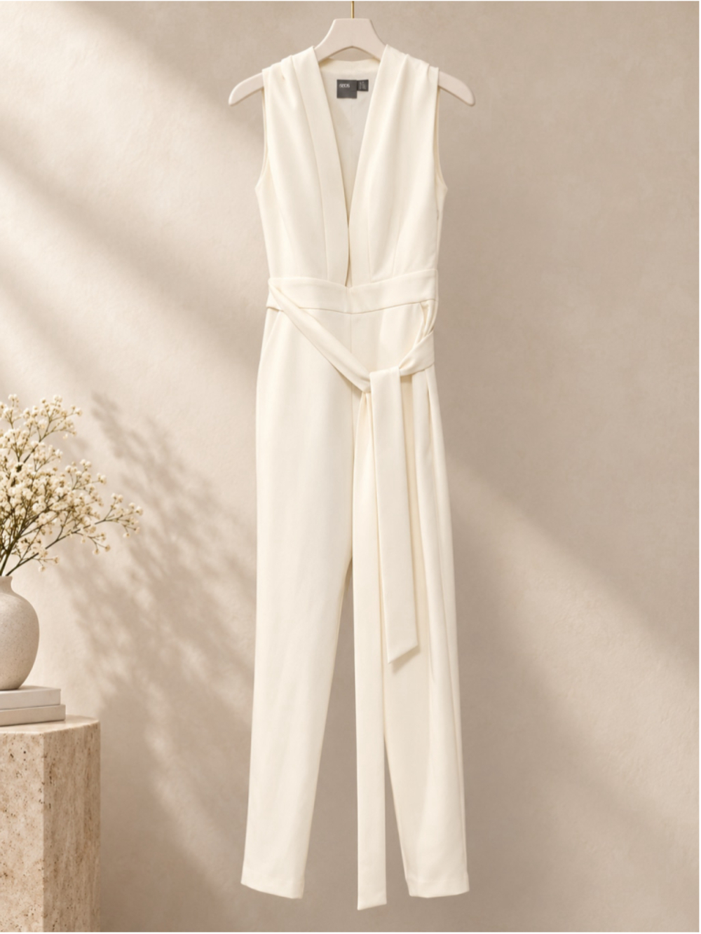 ASOS Cream Ivory Plunge V Neck Tie Waist Elegant Jumpsuit Size 6